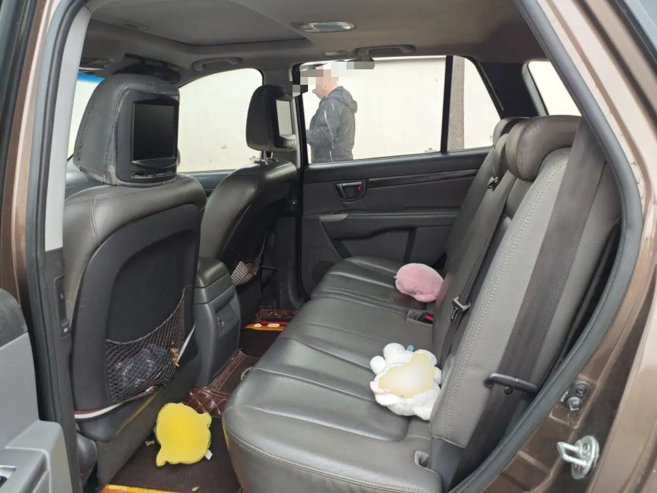 Hyundai Santa Fe Classic 2010 2.4 Ultimate Edition 7-Seater Four-Wheel Drive — миниатюра 18