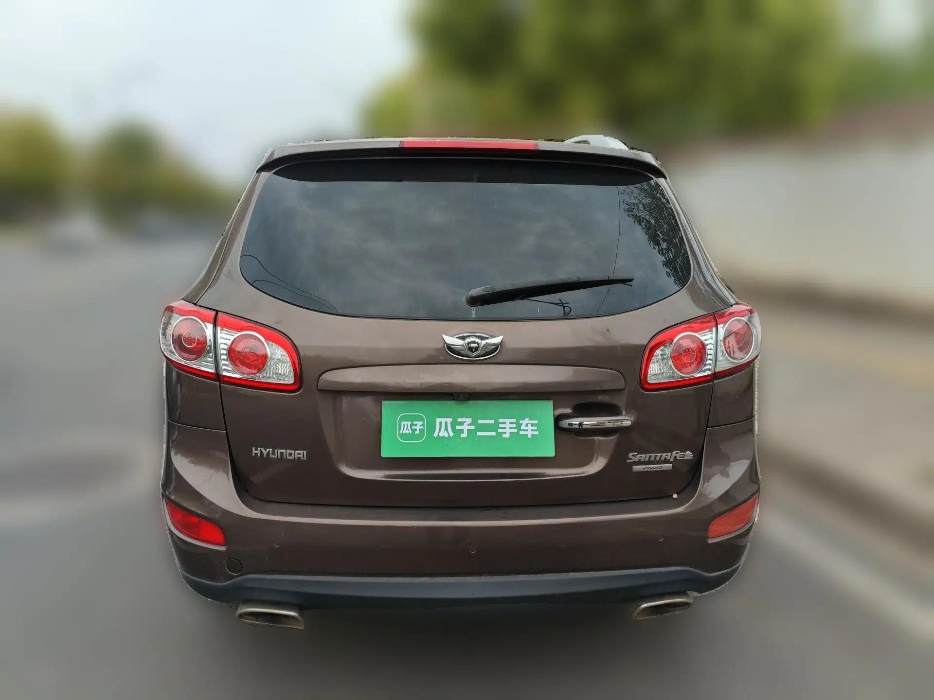 Hyundai Santa Fe Classic 2010 2.4 Ultimate Edition 7-Seater Four-Wheel Drive — миниатюра 5