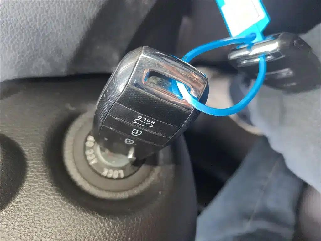 Carens 2013 2.0L 5-seater Automatic Standard Edition (National V Emission Standard) — миниатюра 9