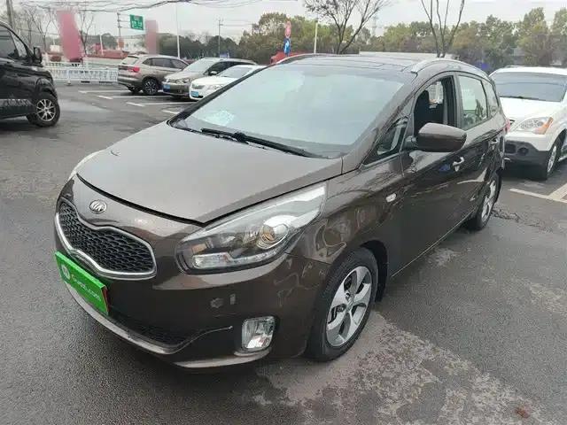 Carens 2013 2.0L 5-seater Automatic Standard Edition (National V Emission Standard)