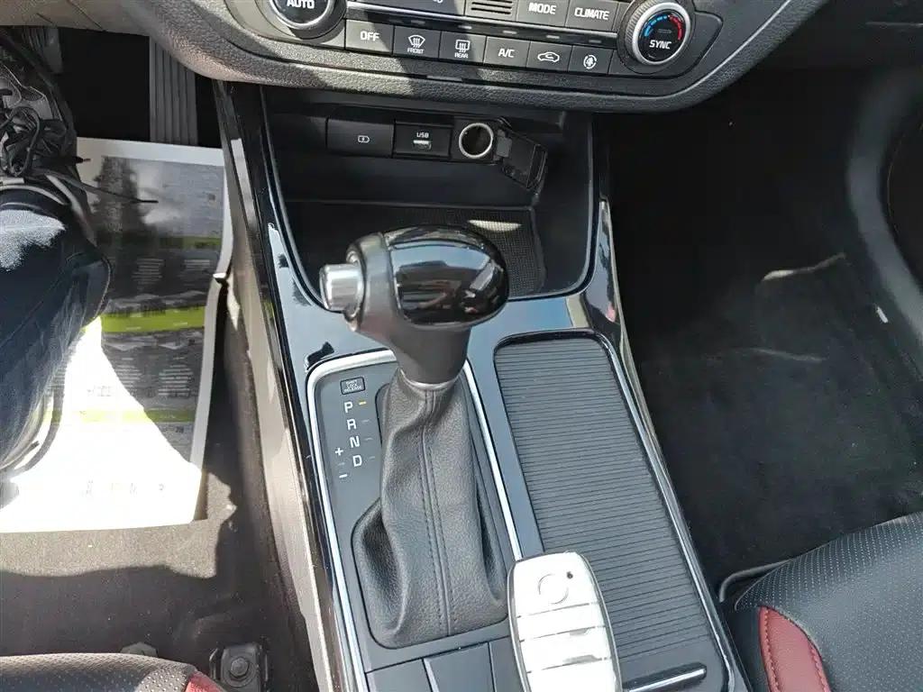 K5 2017 1.6T Automatic GLS — миниатюра 14