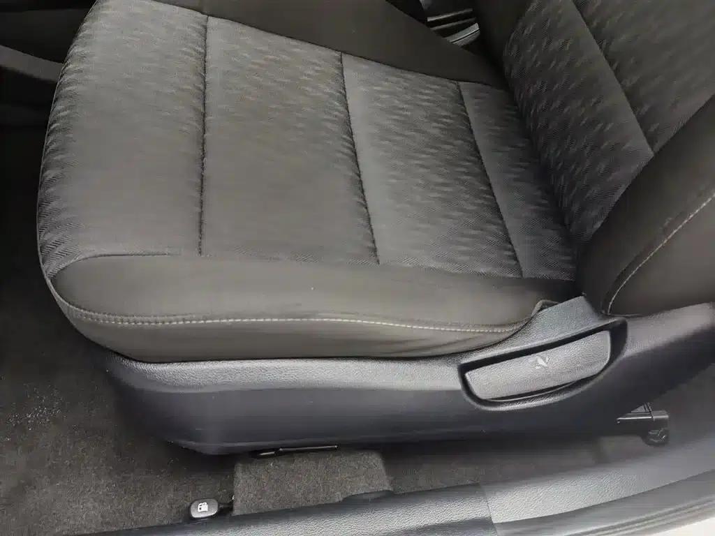 Kia K3S 2014 1.6L Automatic GL — миниатюра 20