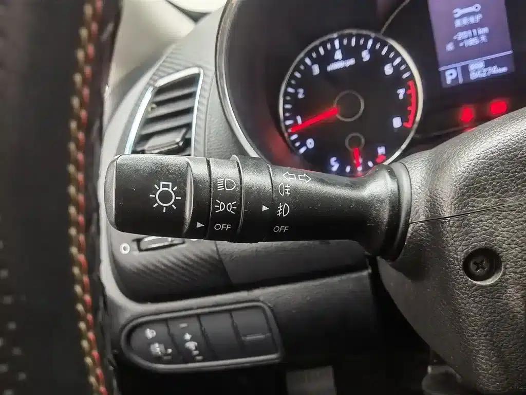 Kia K3S 2014 1.6L Automatic GL — миниатюра 21