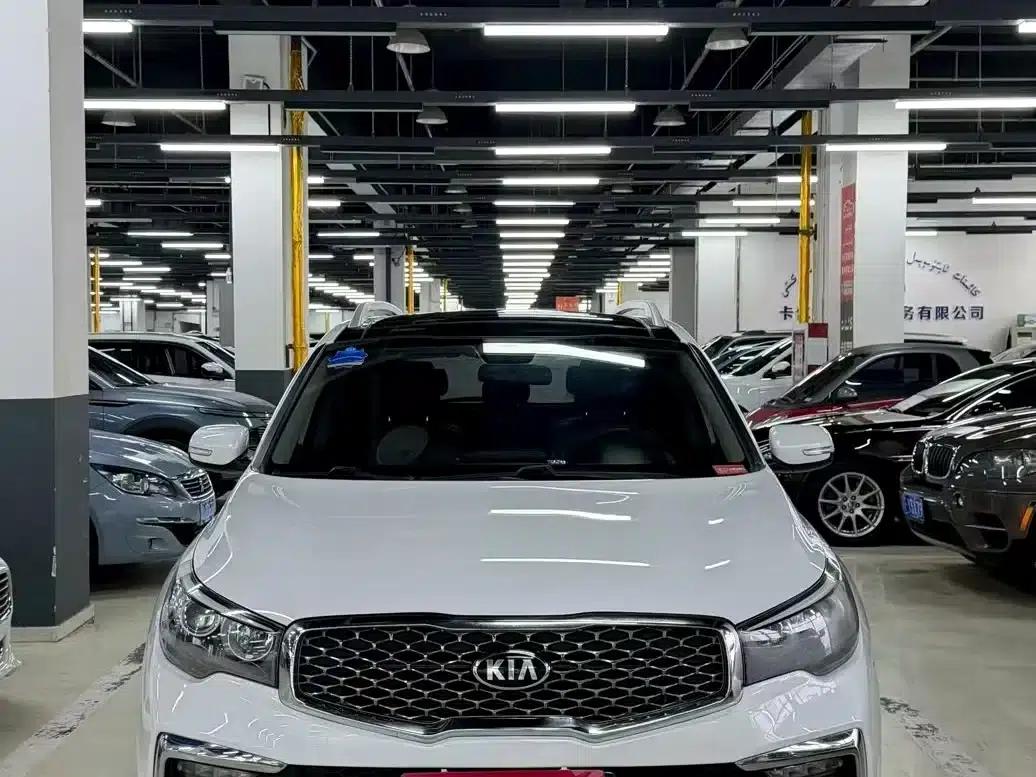 Kia KX7 2017 2.4L Automatic 2WD GLS 5-seater — миниатюра 2