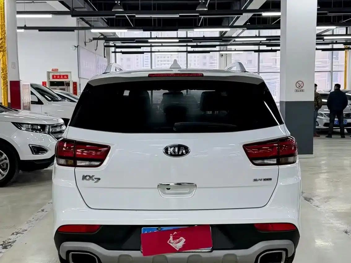Kia KX7 2017 2.4L Automatic 2WD GLS 5-seater — миниатюра 8