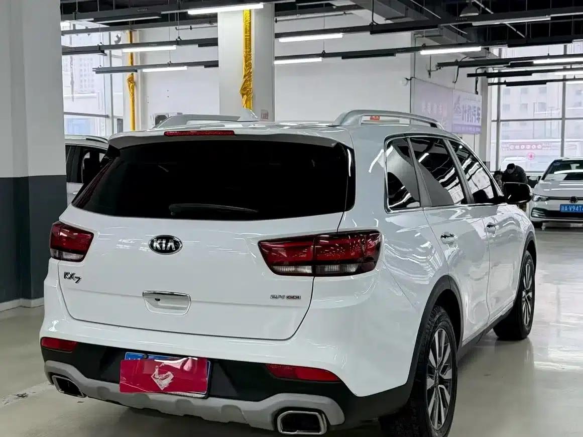 Kia KX7 2017 2.4L Automatic 2WD GLS 5-seater — миниатюра 9