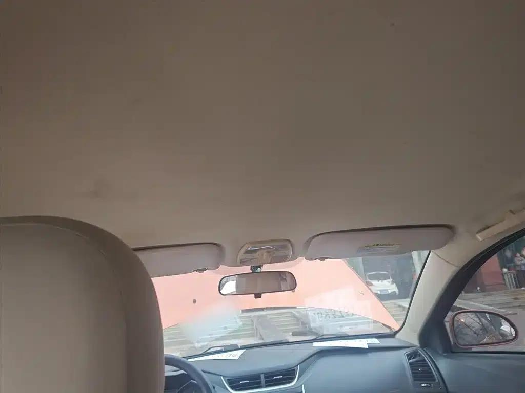 Fengyun 2 2015 1.5L Manual Elite Edition — миниатюра 14