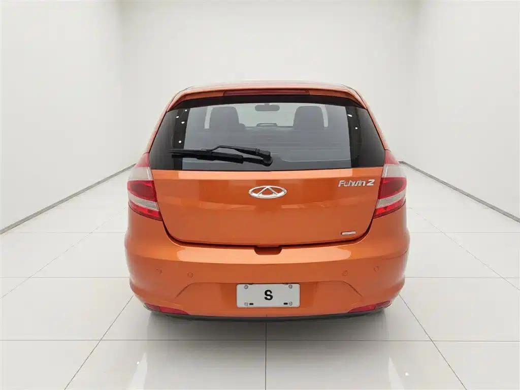 Fengyun 2 2015 1.5L Manual Elite Edition — миниатюра 4