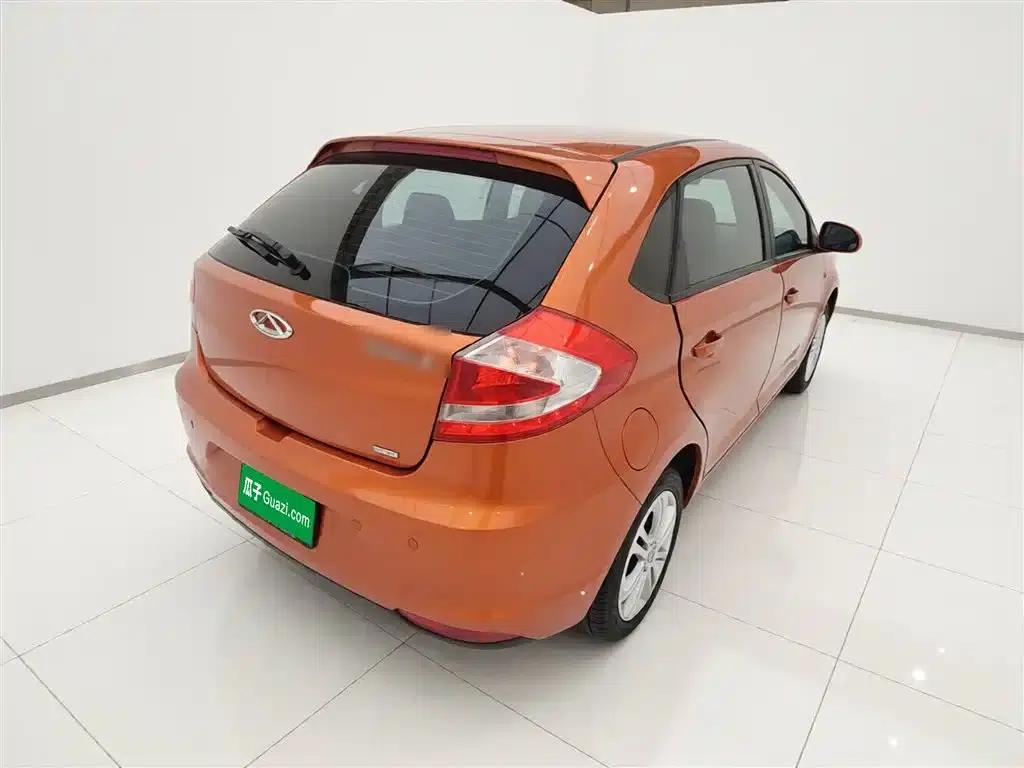 Fengyun 2 2015 1.5L Manual Elite Edition — миниатюра 5