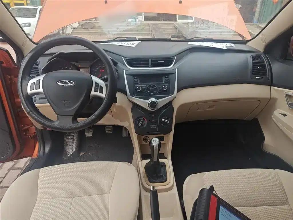 Fengyun 2 2015 1.5L Manual Elite Edition — миниатюра 6