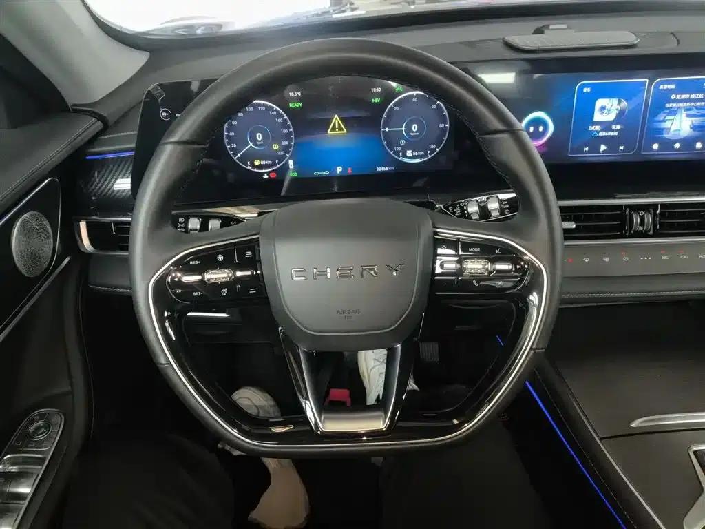 Chery Tiggo 7 PLUS New Energy 2023 Champion Edition 1.5T 100km/h Speed — миниатюра 11