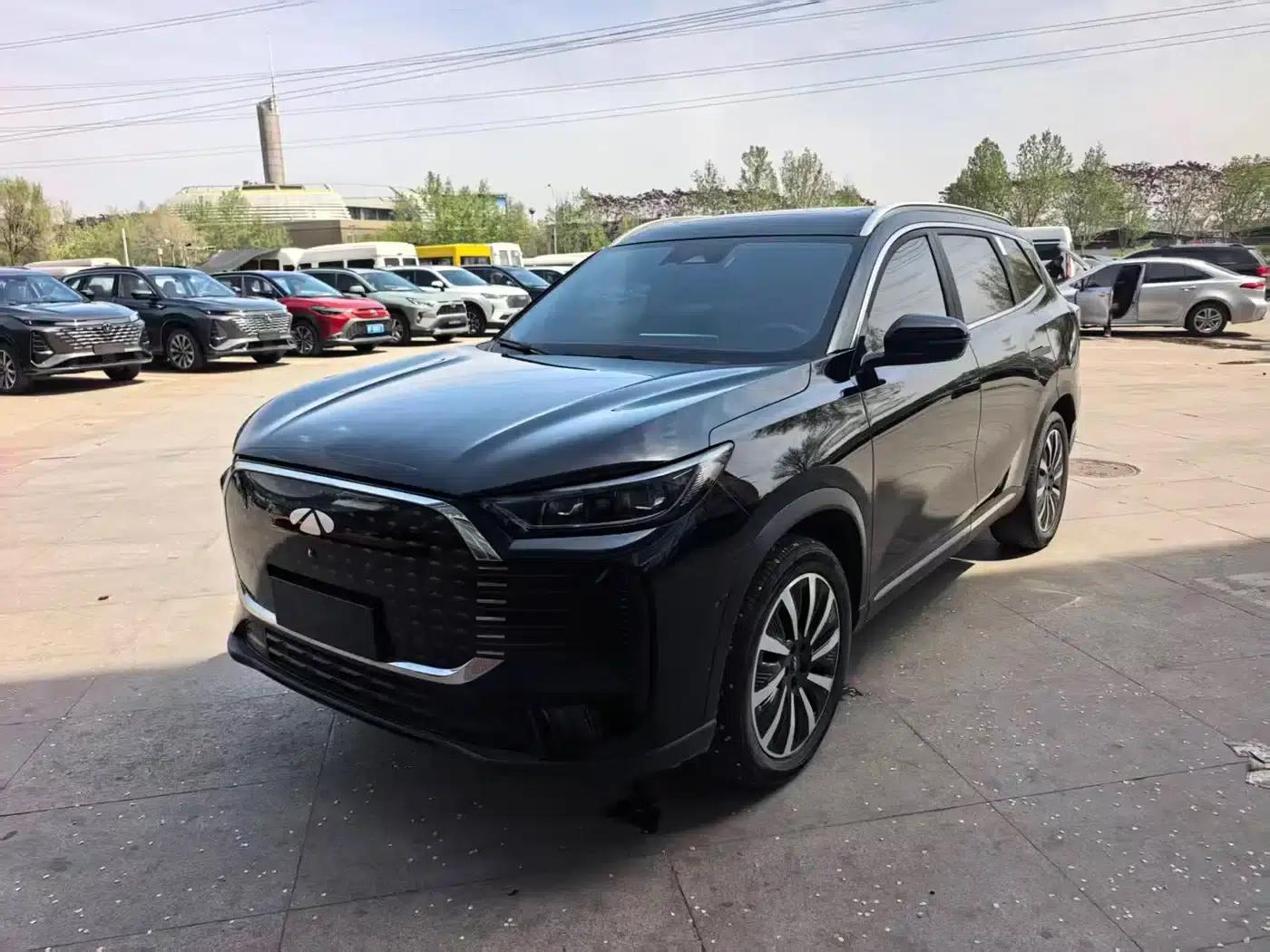 Fengyun T8 2025 1.5T 130km Premium Edition 5-seater — миниатюра 1