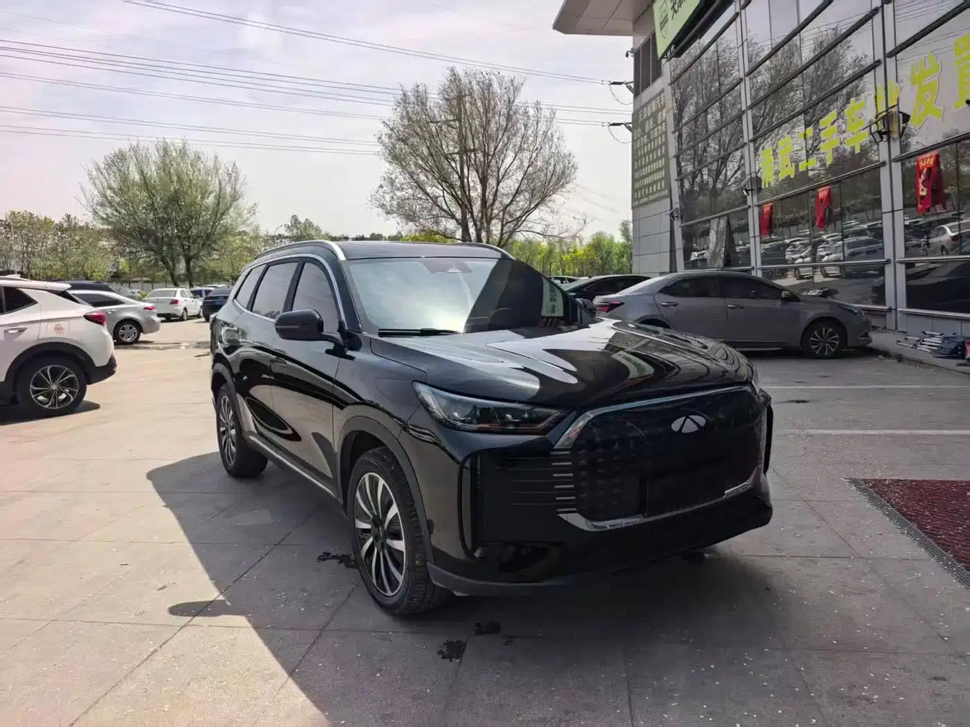 Fengyun T8 2025 1.5T 130km Premium Edition 5-seater — миниатюра 2