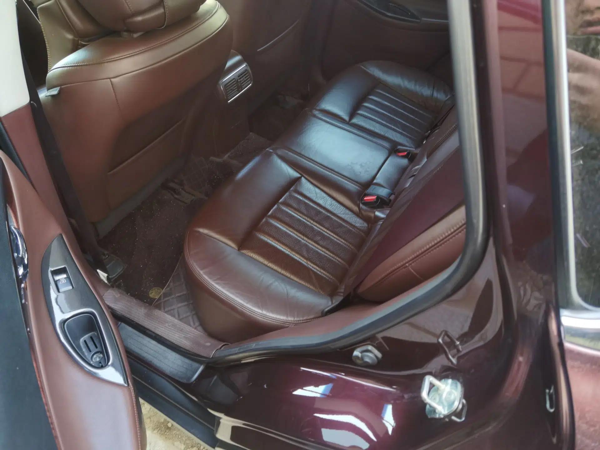 Infiniti EX 2013 EX25 4x4 Prestige Edition — миниатюра 18