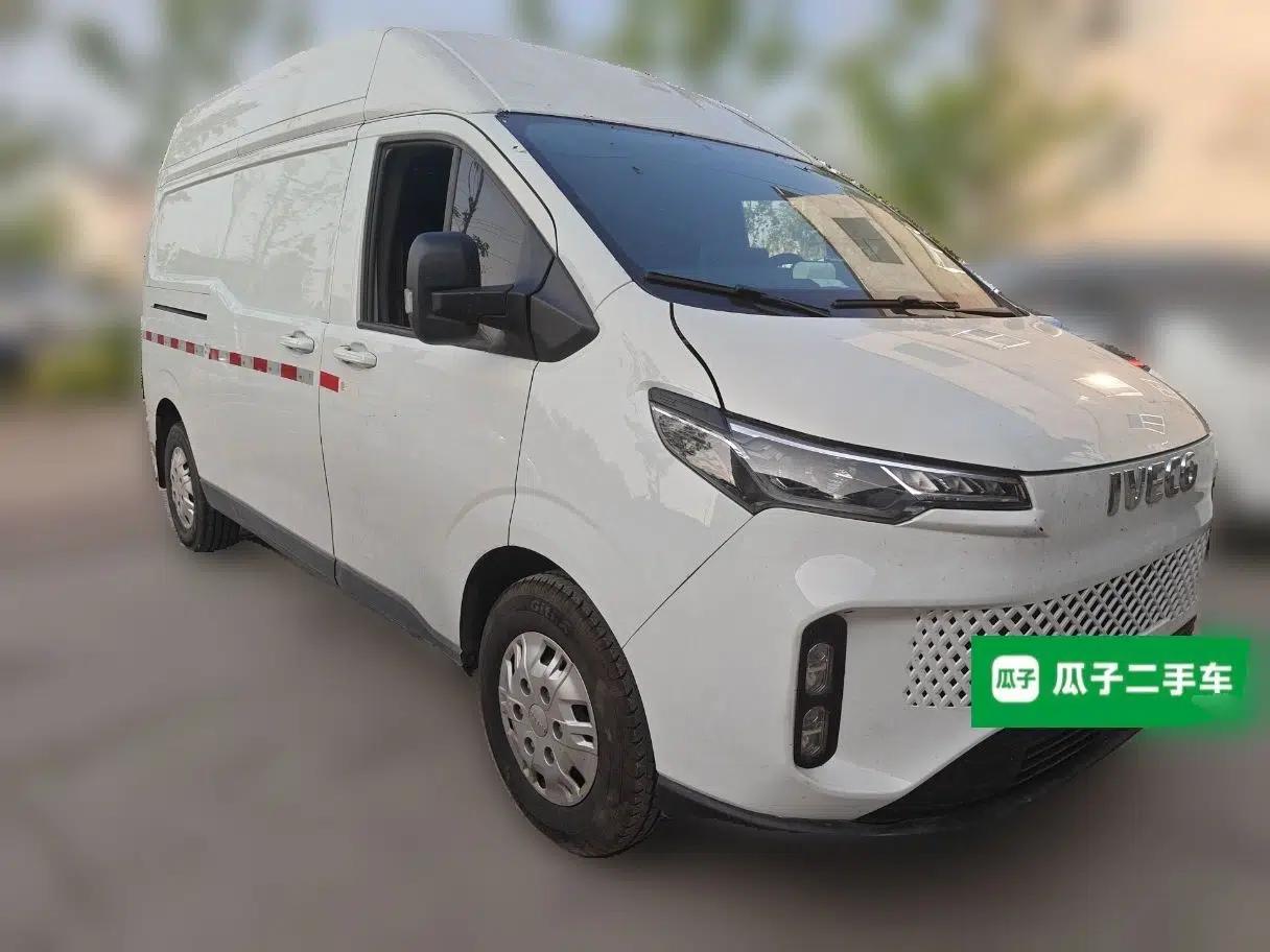 Iveco Fidato 2024 Van Model 88.8 kWh Long Wheelbase High Roof 3 Seats — миниатюра 3