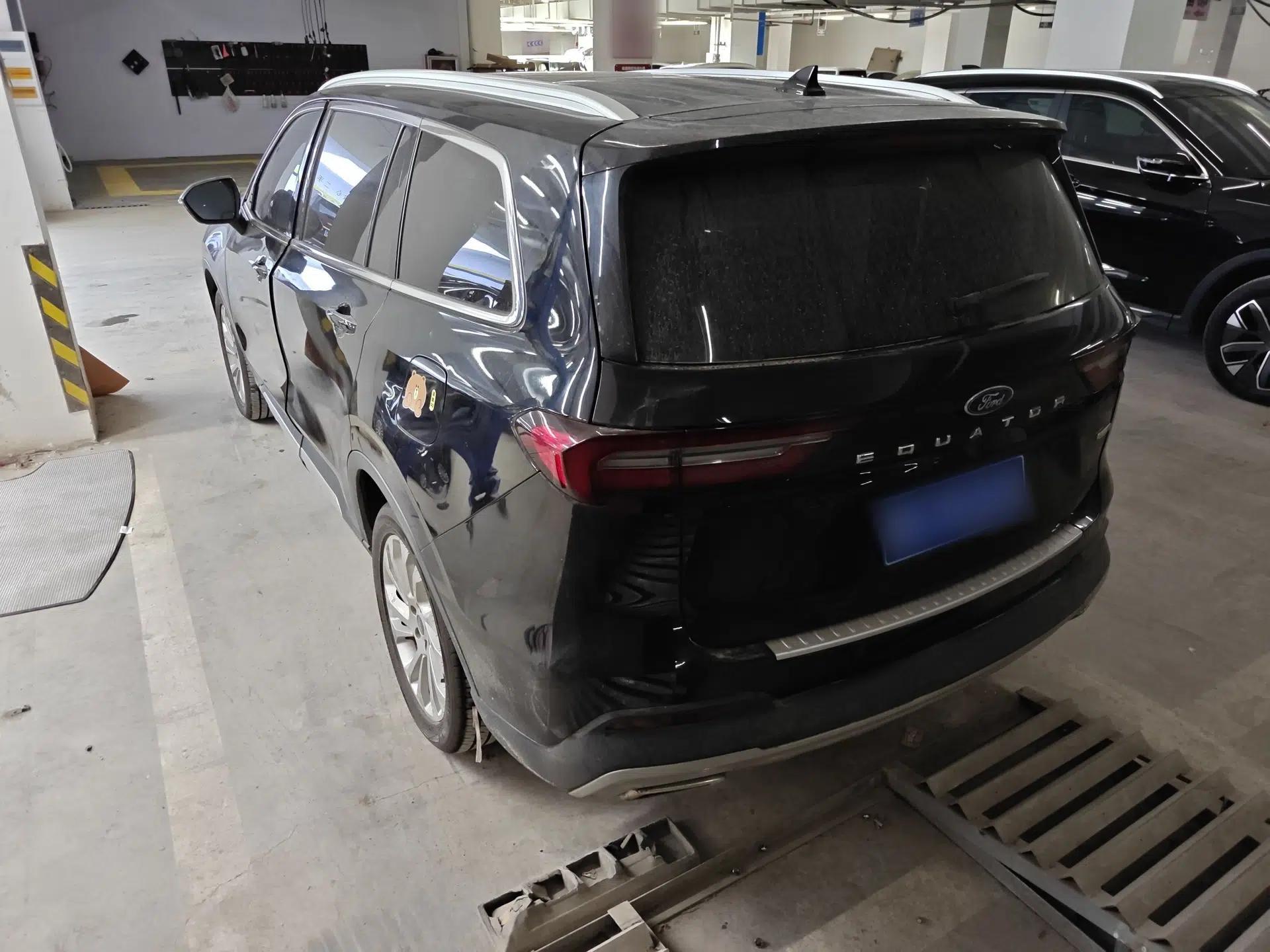 Ford Equator 2021 EcoBoost 225 Platinum Edition 6-seater — миниатюра 4