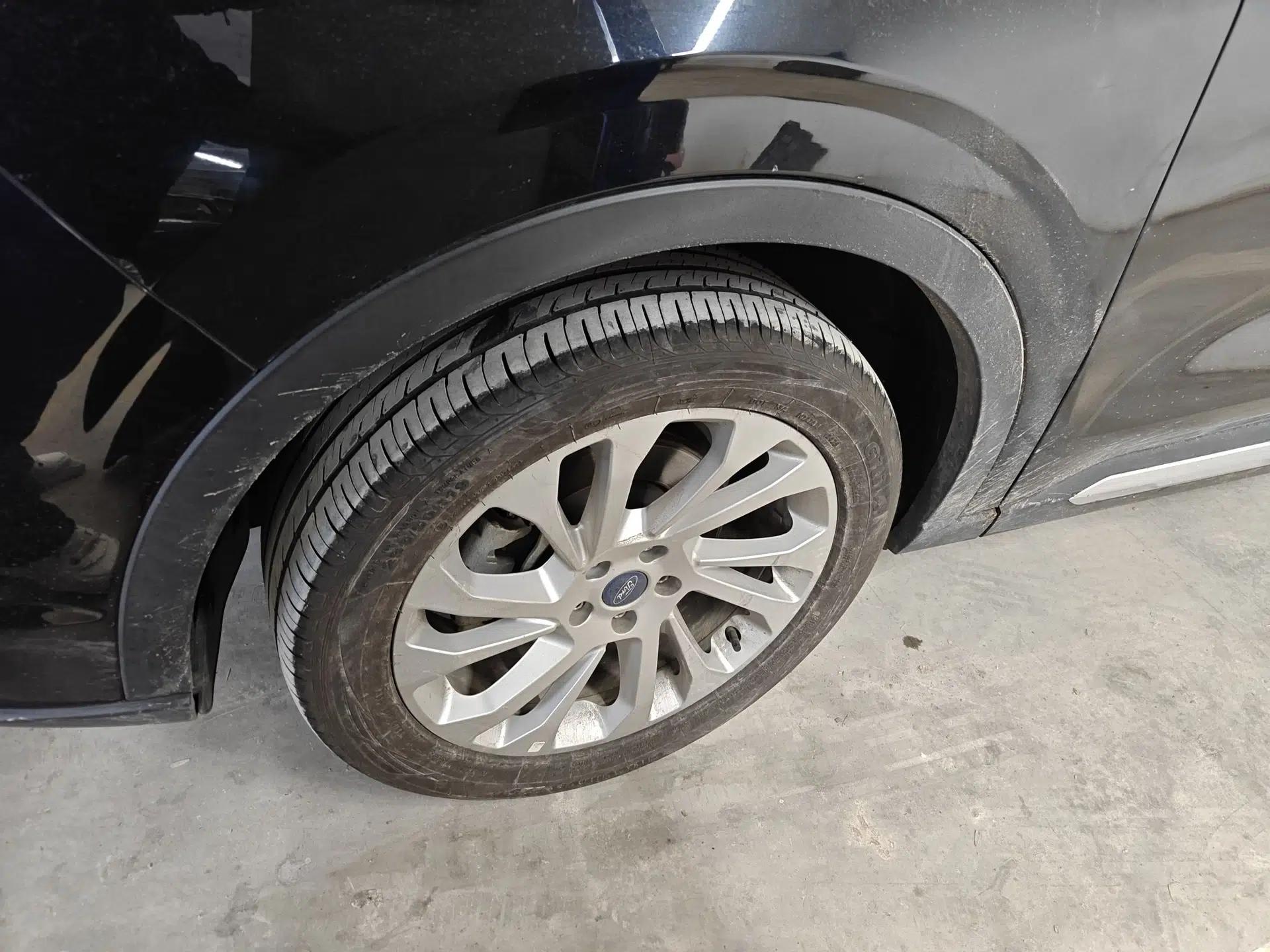 Ford Equator 2021 EcoBoost 225 Platinum Edition 6-seater — миниатюра 8