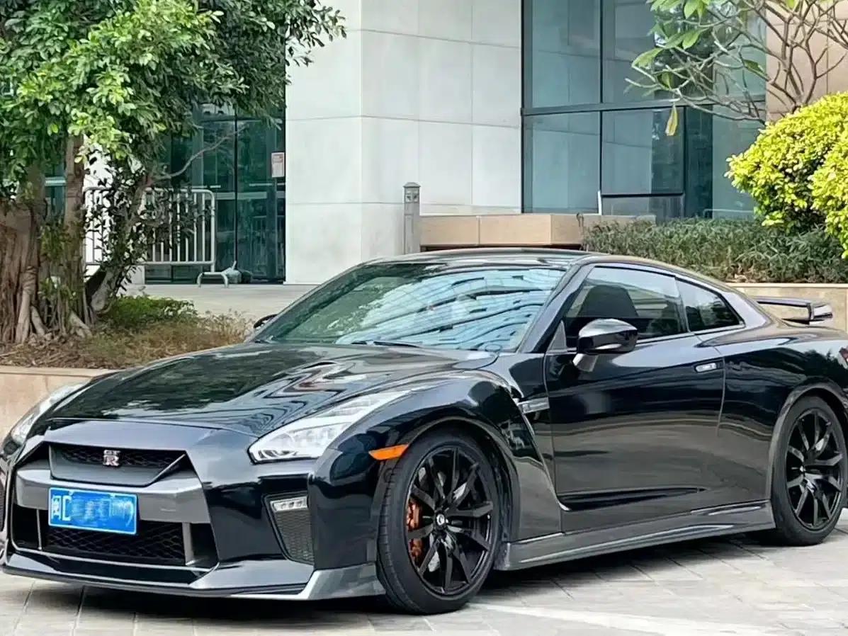 2012 Nissan GT-R 3.8T Premium Edition — миниатюра 1