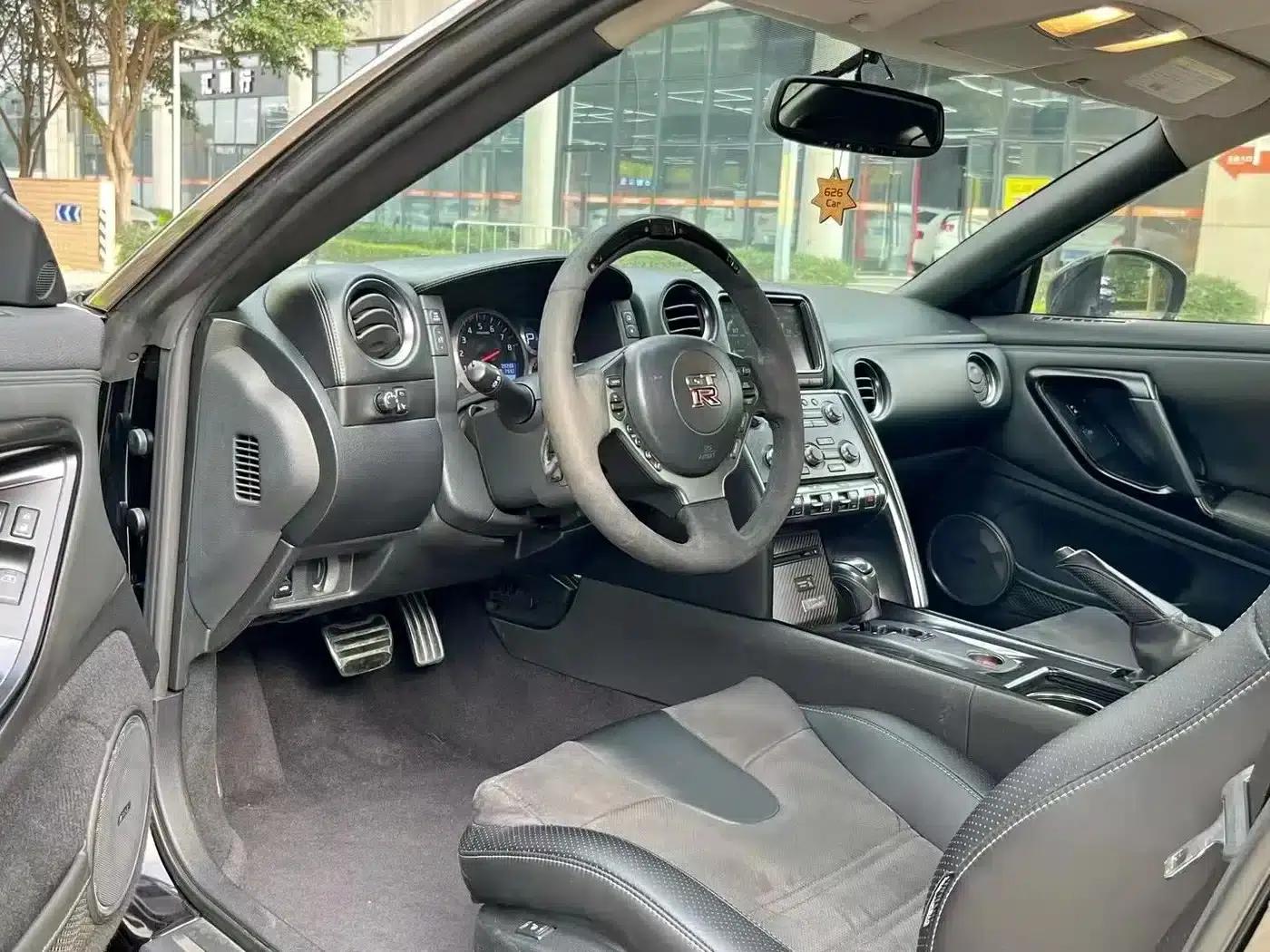 2012 Nissan GT-R 3.8T Premium Edition — миниатюра 8