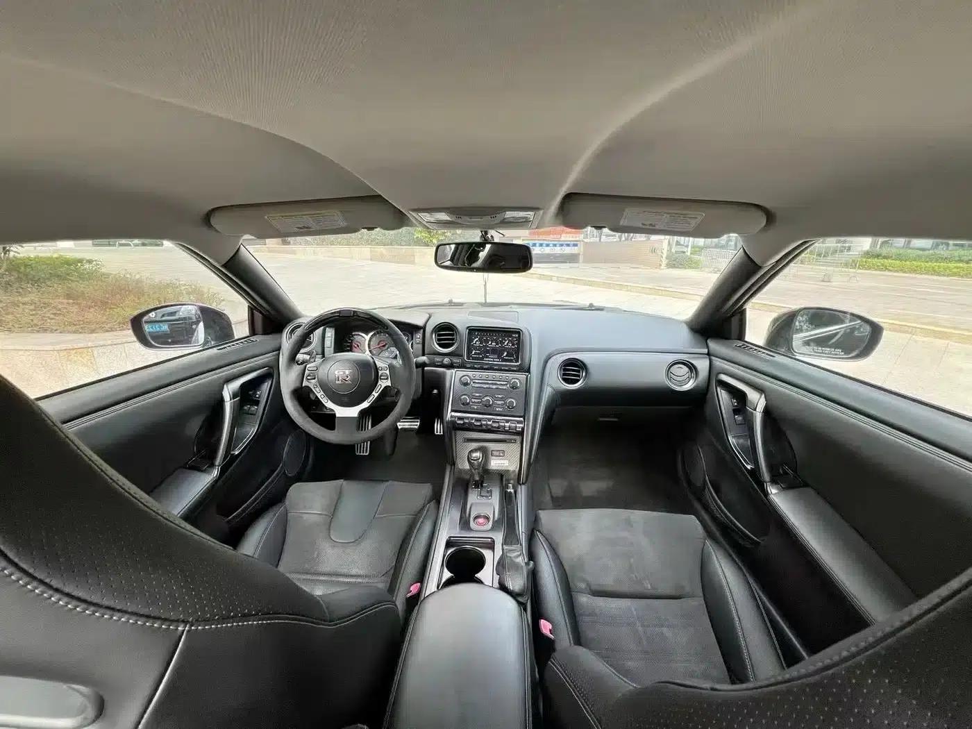 2012 Nissan GT-R 3.8T Premium Edition — миниатюра 9