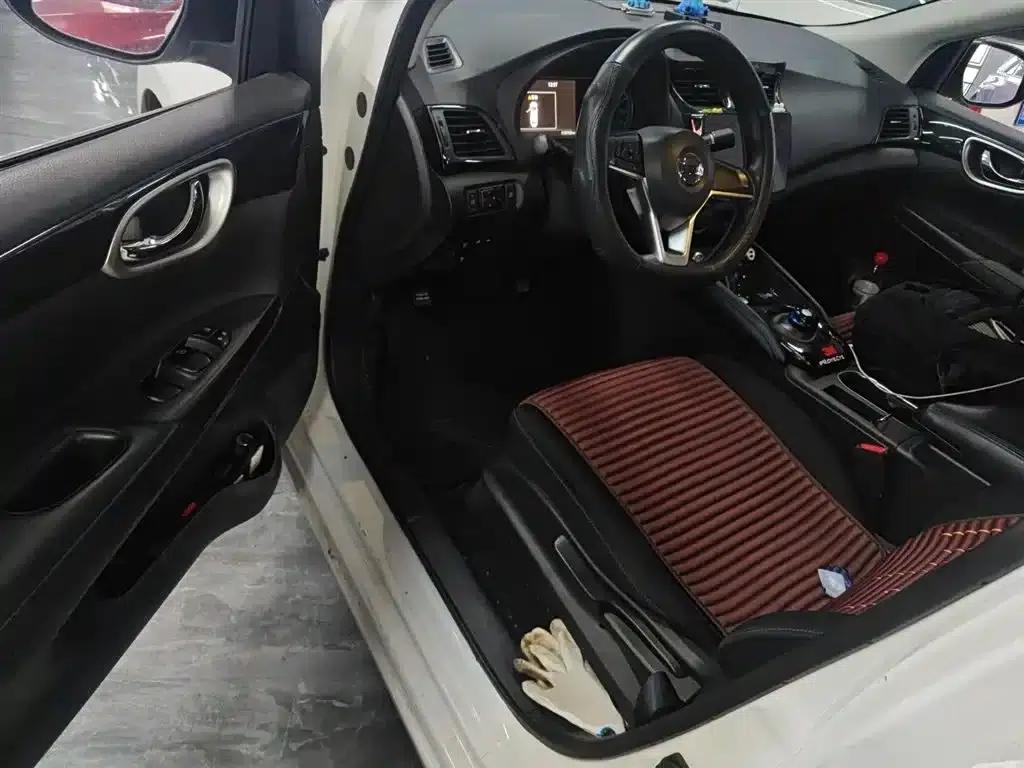 Nissan Sylphy EV 2018 Smart Edition — миниатюра 12