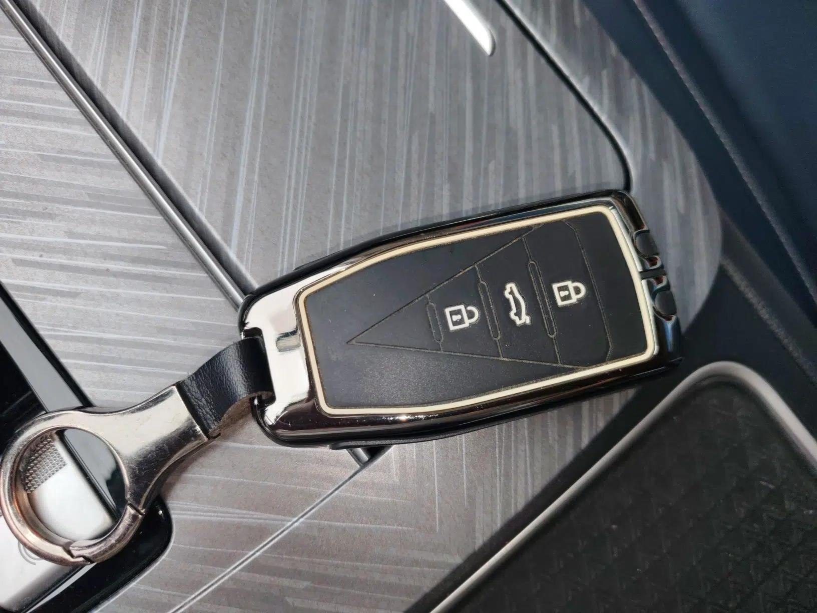 Venucia V 2023 260T Idol Edition Pro — миниатюра 12