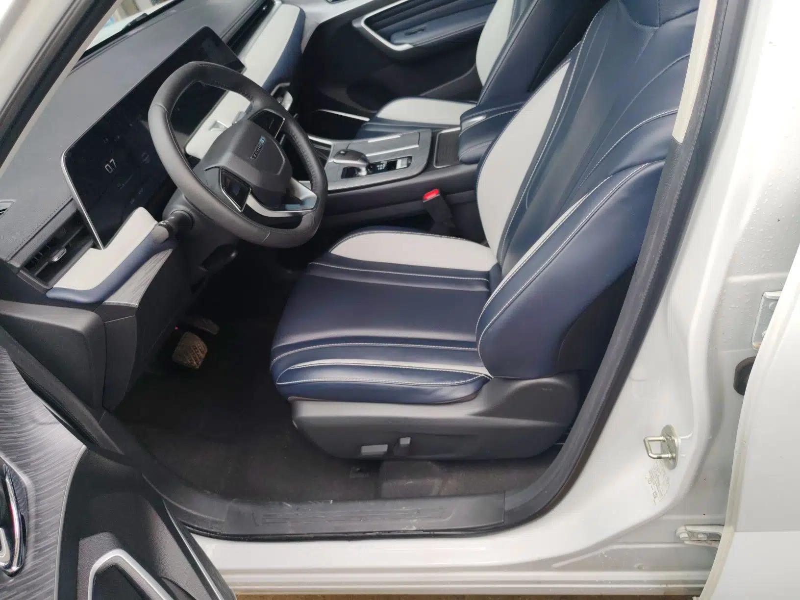 Venucia V 2023 260T Idol Edition Pro — миниатюра 18
