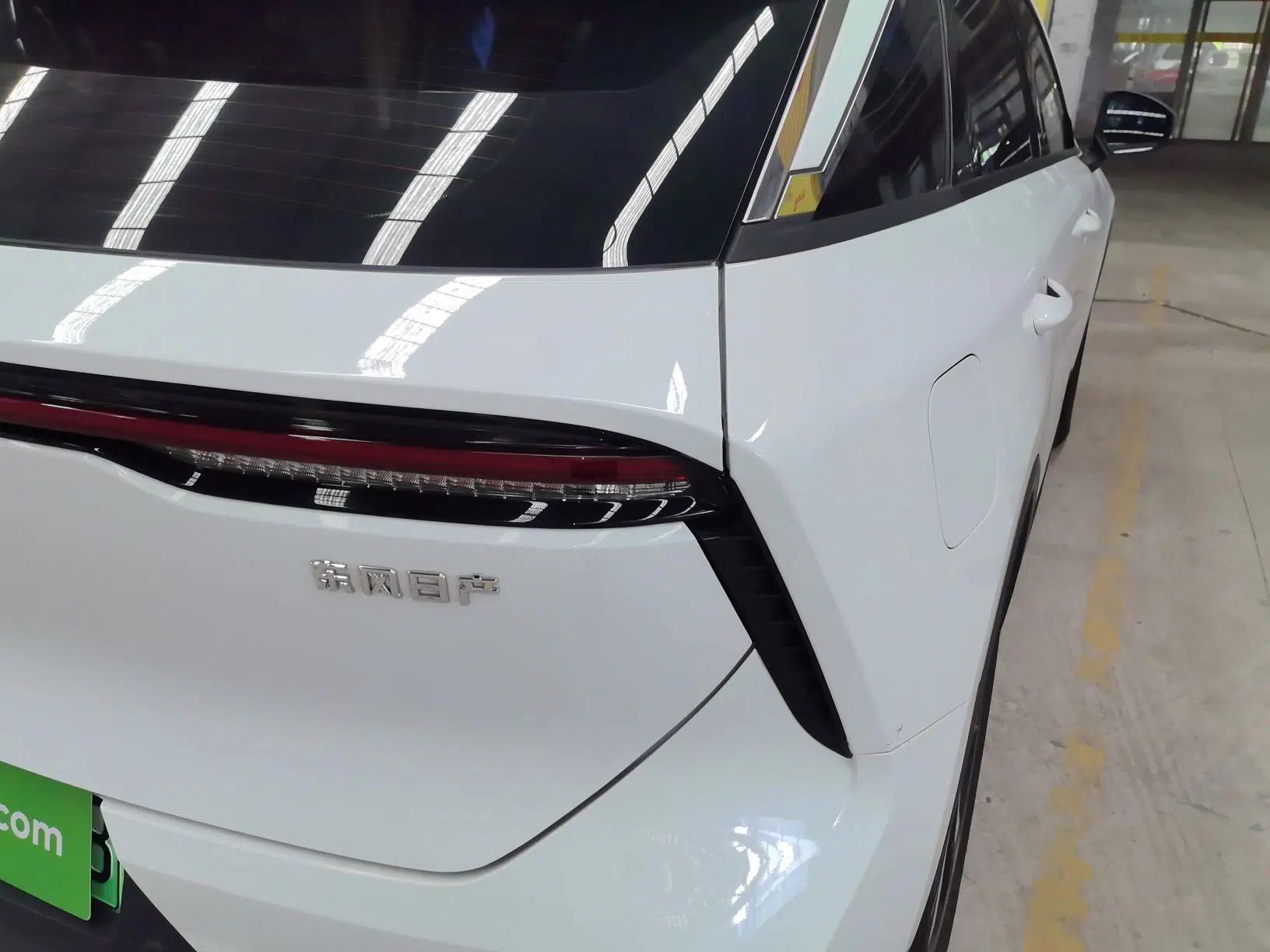 Venucia V DD-i 2025 Orca 150km Joyful Journey Edition — миниатюра 3