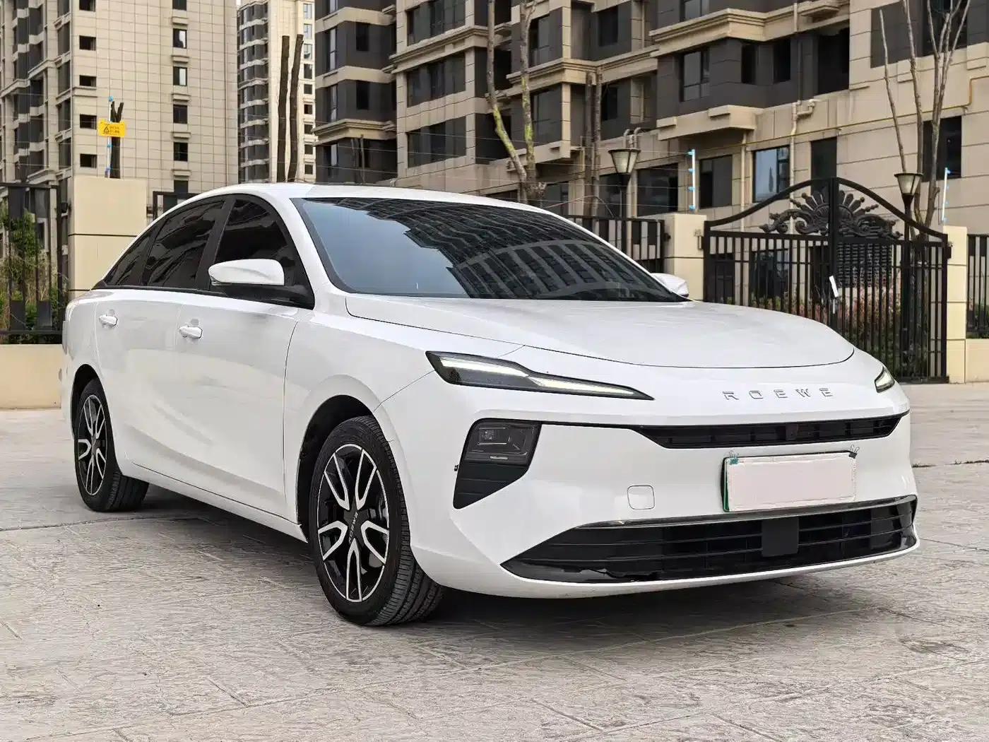 Roewe D6 2025 450km Premium Edition — миниатюра 3