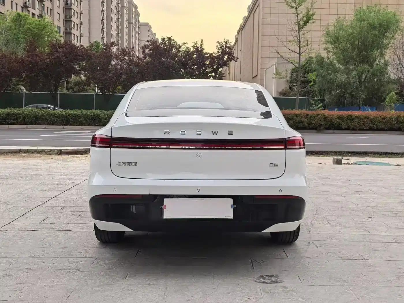 Roewe D6 2025 450km Premium Edition — миниатюра 8