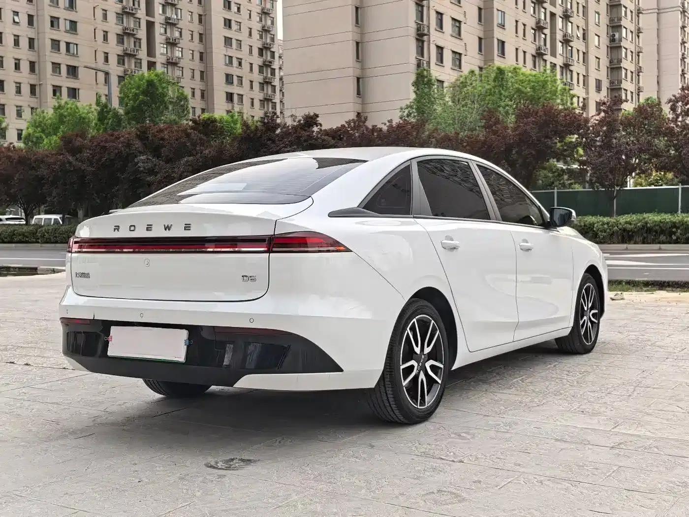 Roewe D6 2025 450km Premium Edition — миниатюра 9