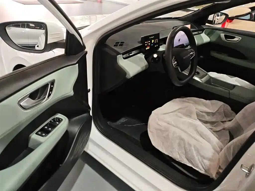 Roewe D6 2025 450km Premium Edition — миниатюра 16