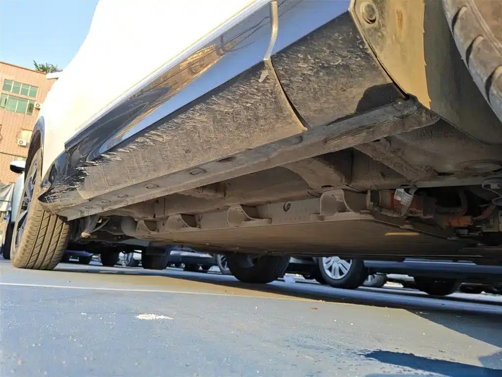 Roewe D5X DMH 2024 Model 135 Tech Edition — миниатюра 17