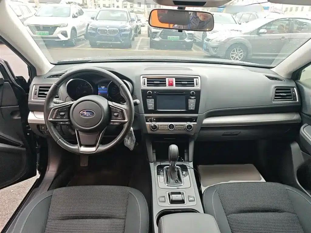 Legacy 2020 Facelift 2.5i AWD Fashion Edition — миниатюра 21