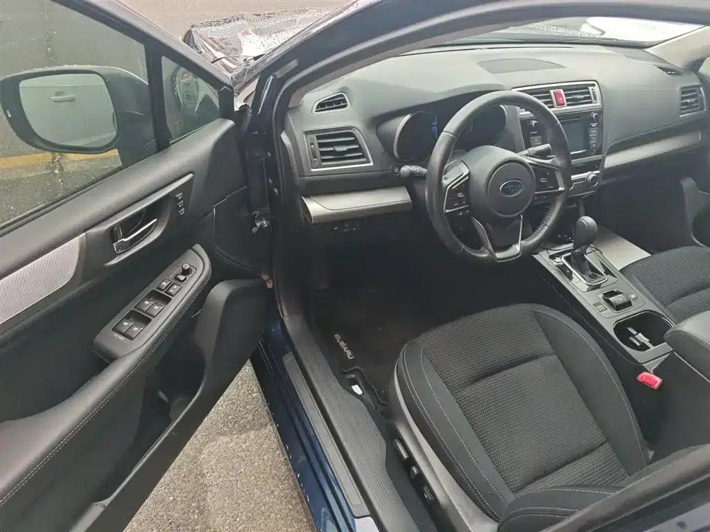 Legacy 2020 Facelift 2.5i AWD Fashion Edition — миниатюра 22