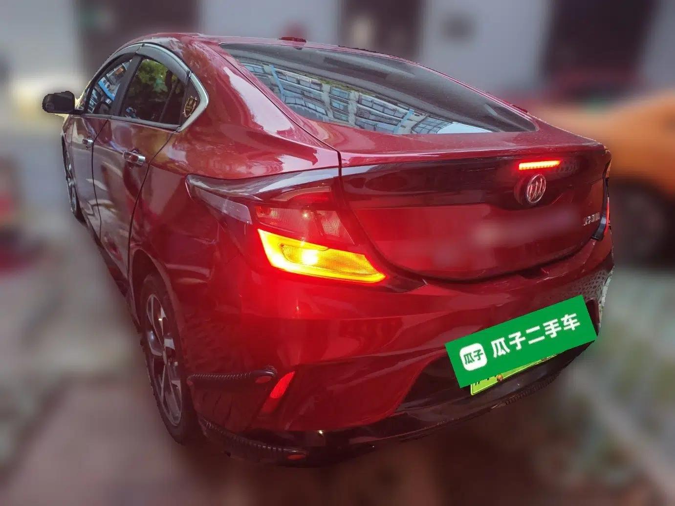 Buick VELITE 5 2017 Stylish Extended-Range Model — миниатюра 4