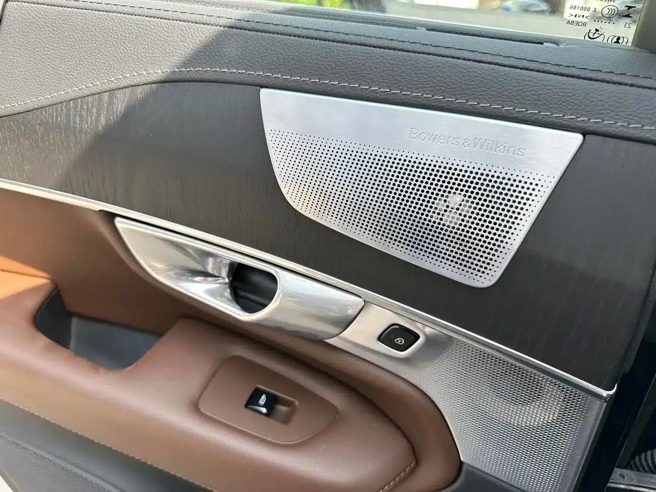 2024 Volvo XC90 Plug-in Hybrid T8 Inscription Luxury Edition (7-seater) — миниатюра 14