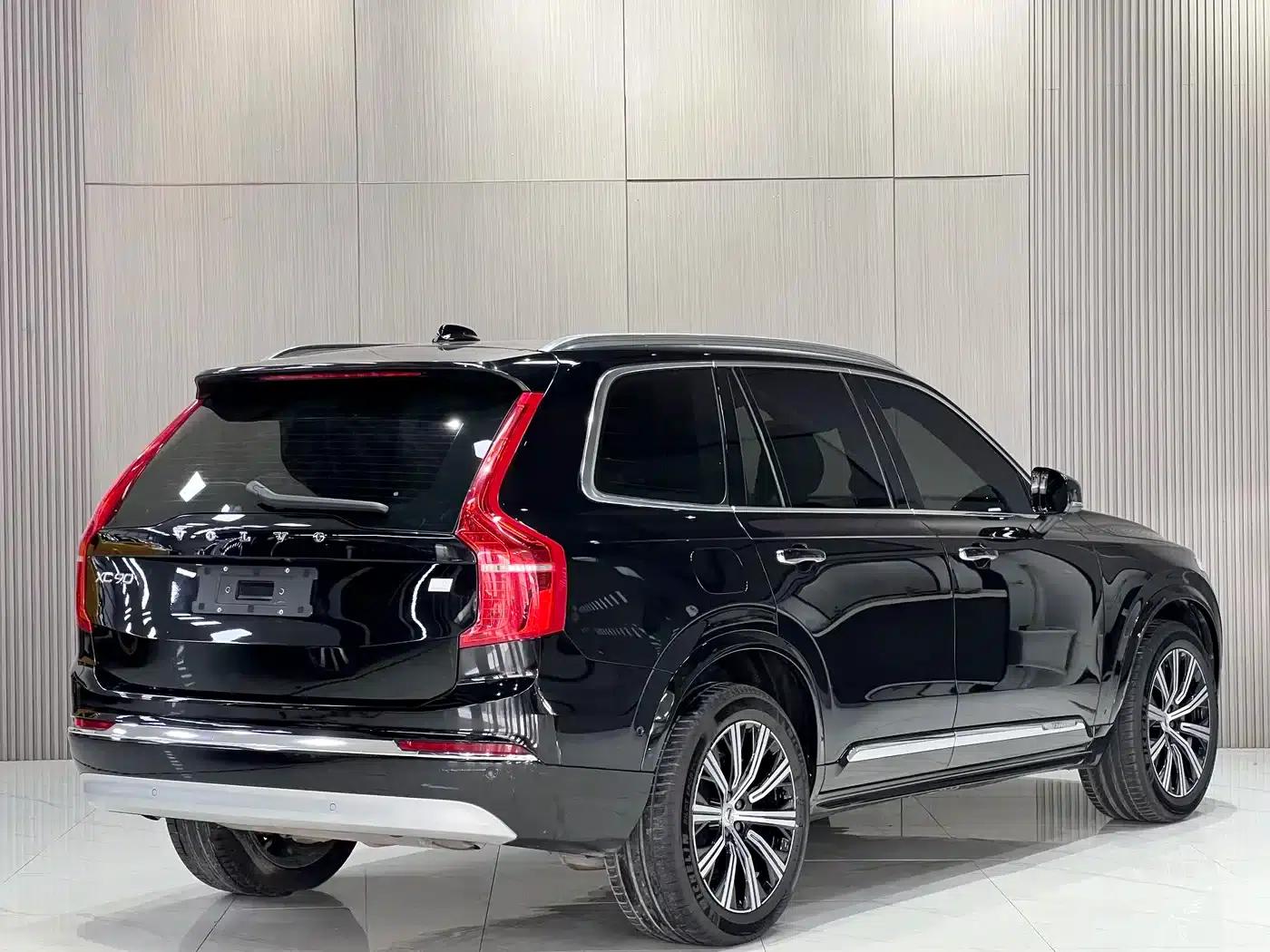 2022 Volvo XC90 Plug-in Hybrid E-Drive Hybrid T8 Inscription Luxury Edition (7-seater) — миниатюра 13