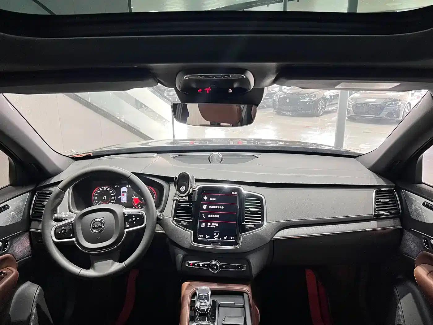 2022 Volvo XC90 Plug-in Hybrid E-Drive Hybrid T8 Inscription Luxury Edition (7-seater) — миниатюра 4
