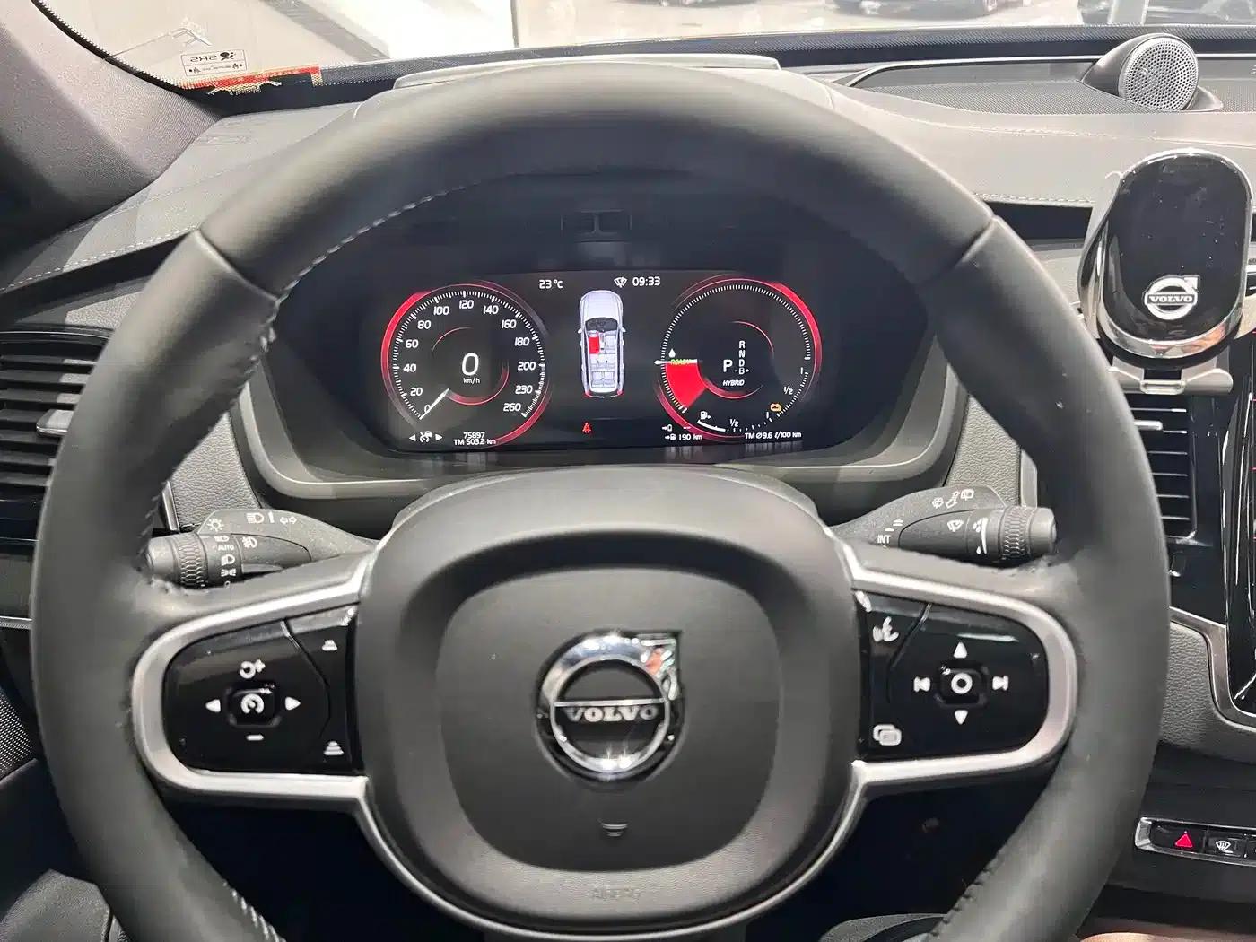 2022 Volvo XC90 Plug-in Hybrid E-Drive Hybrid T8 Inscription Luxury Edition (7-seater) — миниатюра 7