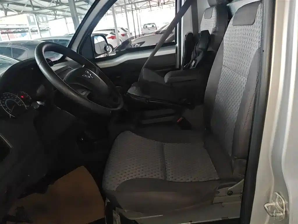 Wuling Rongguang New Truck 2021 Model 1.8L Basic Single Cab Dual Rear Wheel LJ479Q6 — миниатюра 11