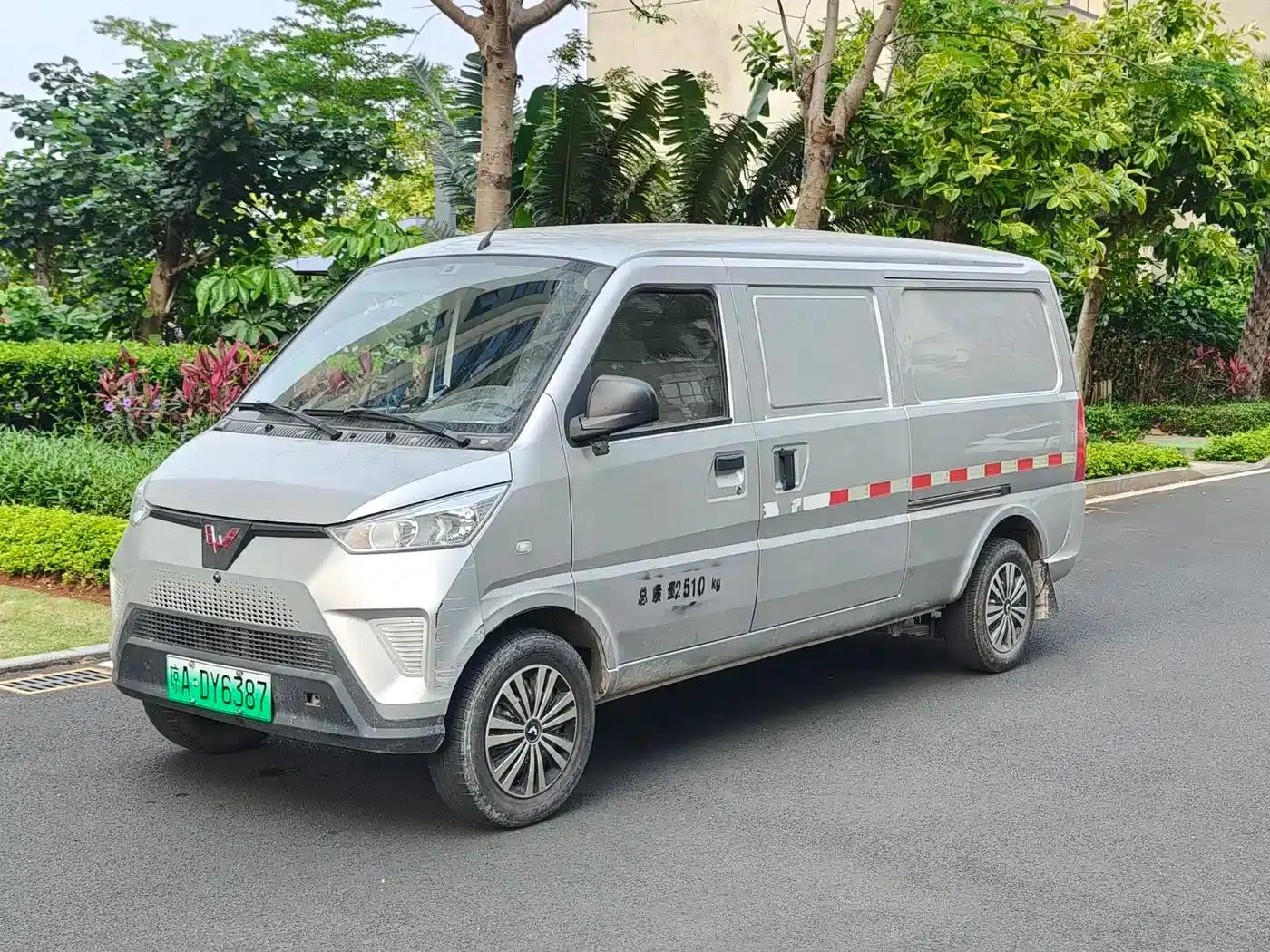 Wuling EV50 2022 Economic and Practical Model, Anchi 35.904kWh — миниатюра 1