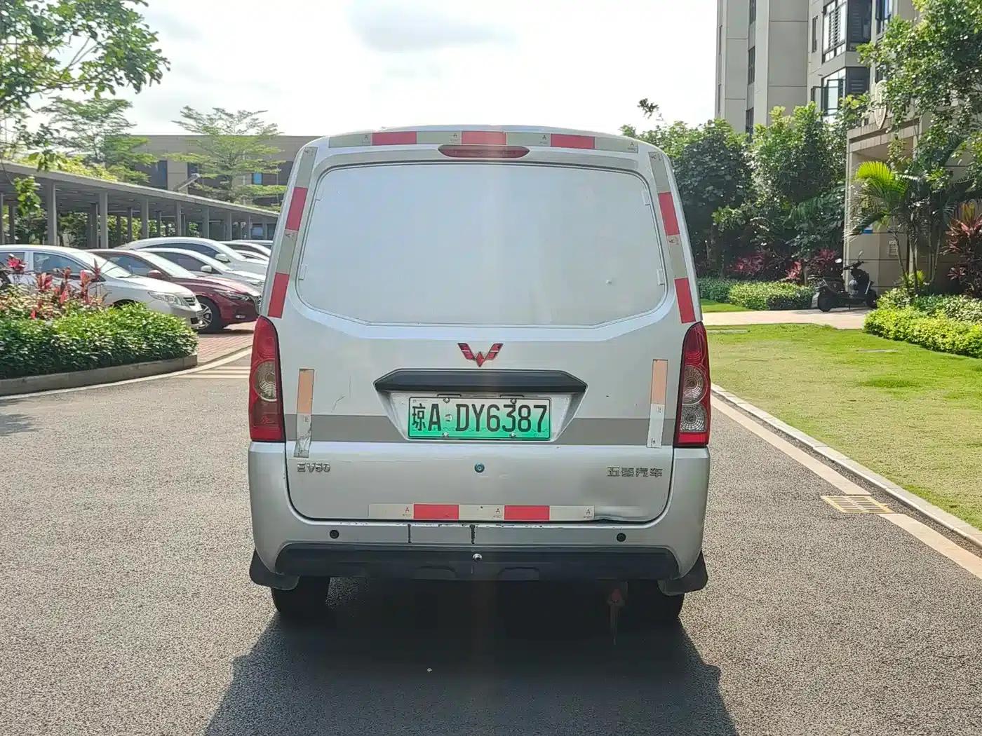 Wuling EV50 2022 Economic and Practical Model, Anchi 35.904kWh — миниатюра 6