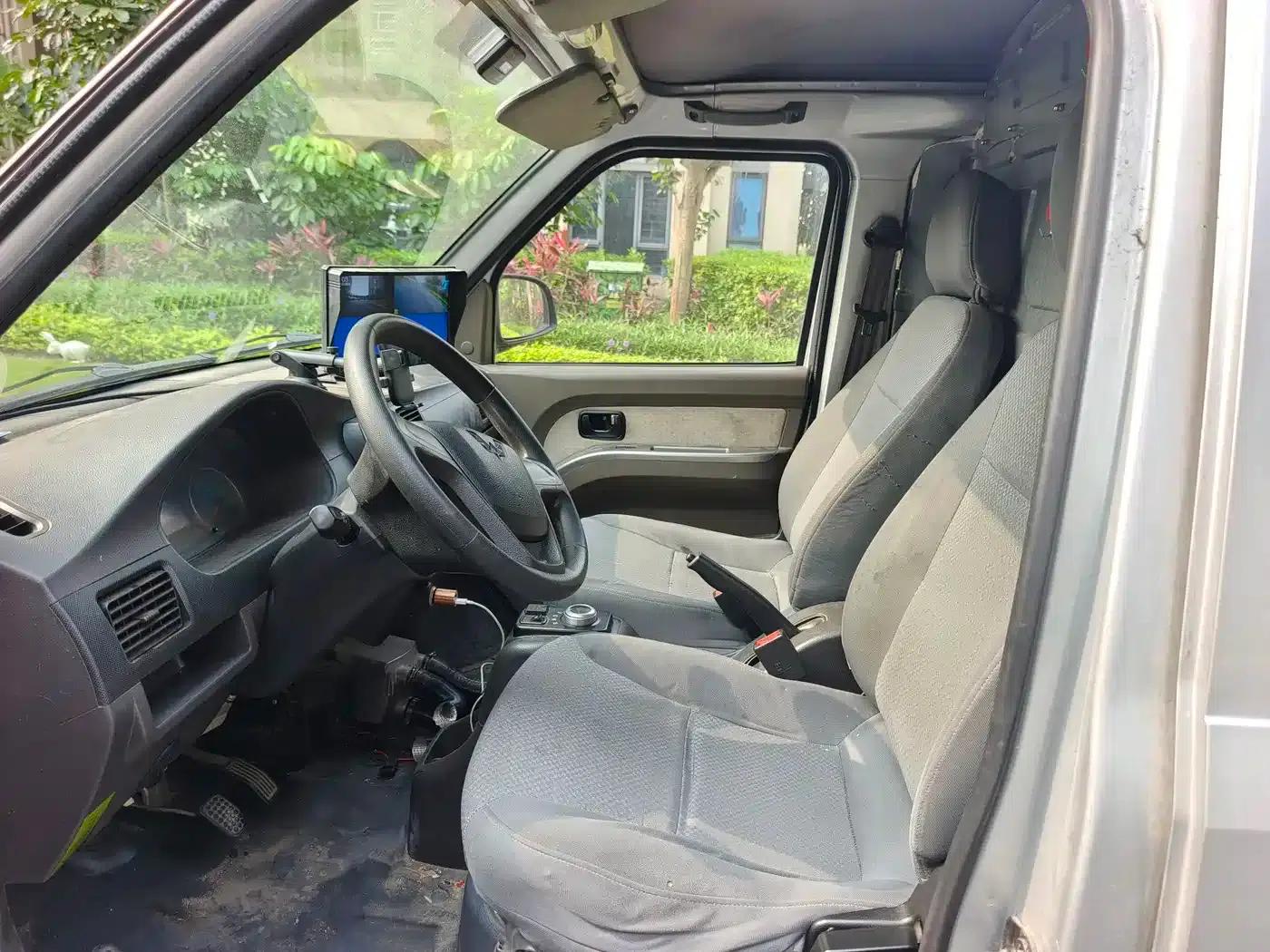 Wuling EV50 2022 Economic and Practical Model, Anchi 35.904kWh — миниатюра 9