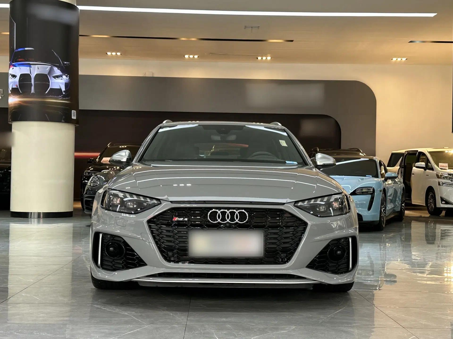 Audi RS 4 2023 RS4 Avant Standard Edition — миниатюра 2