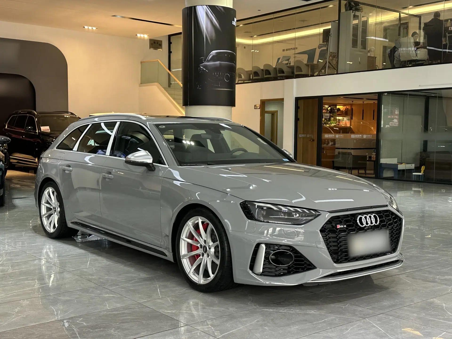 Audi RS 4 2023 RS4 Avant Standard Edition — миниатюра 3