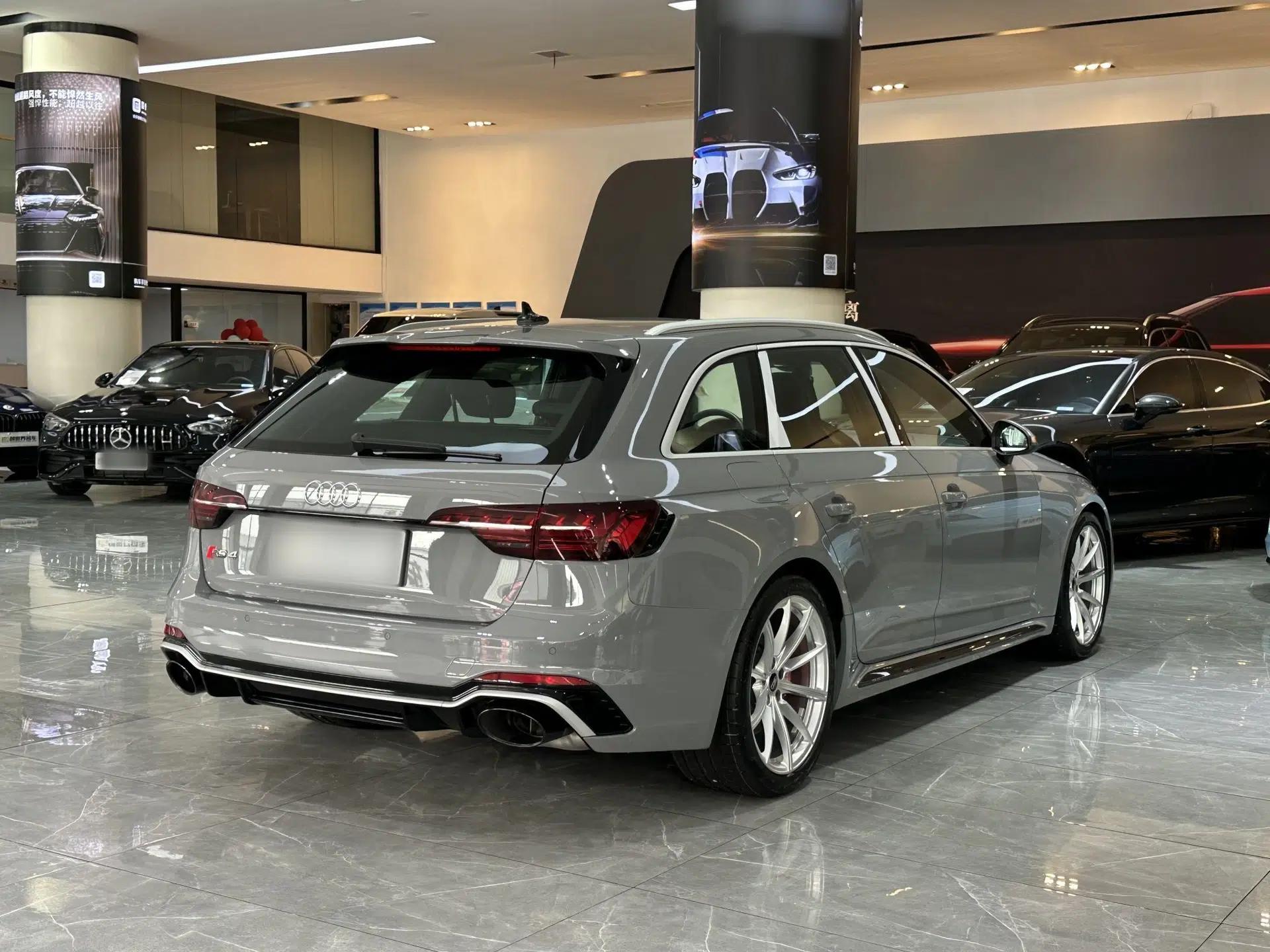Audi RS 4 2023 RS4 Avant Standard Edition — миниатюра 6