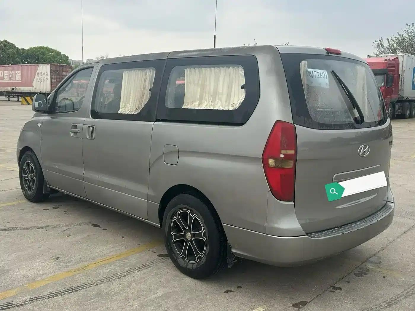 H-1 Huiyi 2011 Model 2.4L Comfort Edition — миниатюра 5