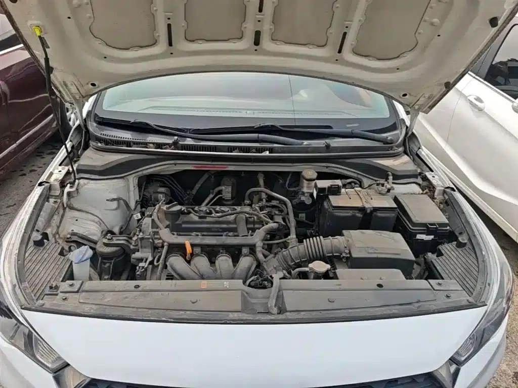2017 Hyundai Verna RV 1.4L Manual Cool Edition GLS (National V Emission Standard) — миниатюра 16