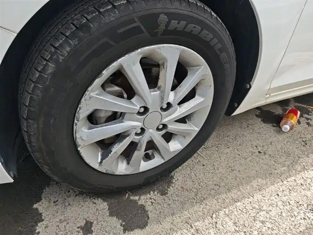 2017 Hyundai Verna RV 1.4L Manual Cool Edition GLS (National V Emission Standard) — миниатюра 25